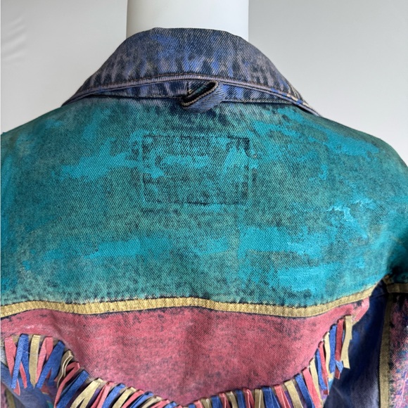 Vintage 1980s Hand Painted Denim Purple & Teal Women's Crop Jean Jacket - Picture 11 of 17